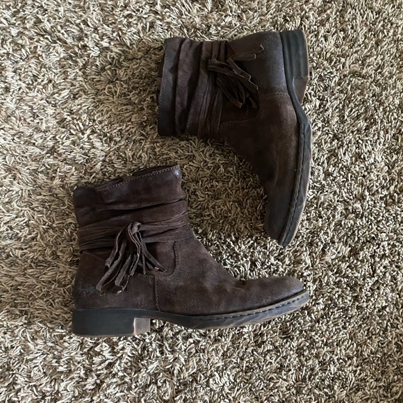 Size 11 Brown Booties - Picture 1 of 2